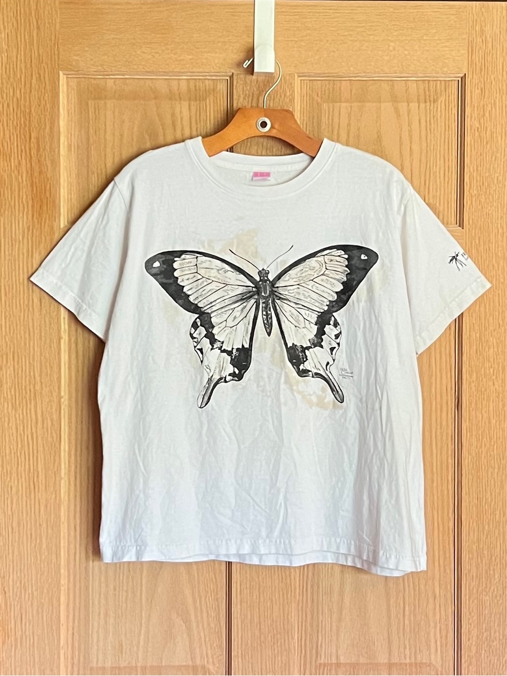 XL 2011 Screen Print Butterfly Shirt